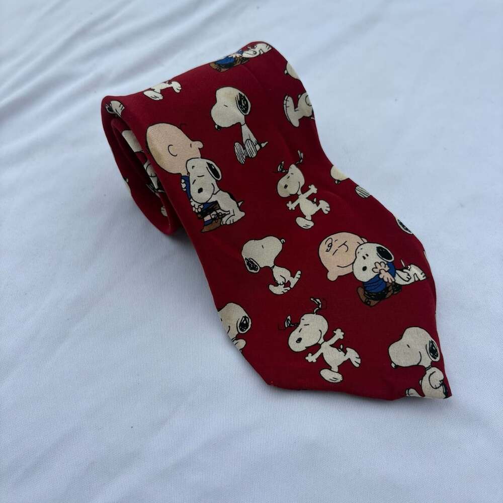 Vintage Peanuts Snoopy & Charlie Brown Man's Best Friend Red Silk Necktie